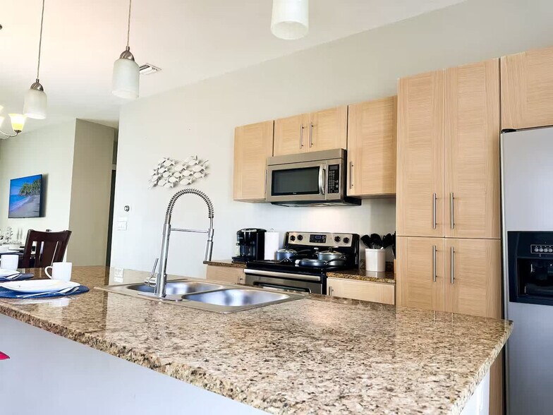 Building Photo - 150 Padre Blvd