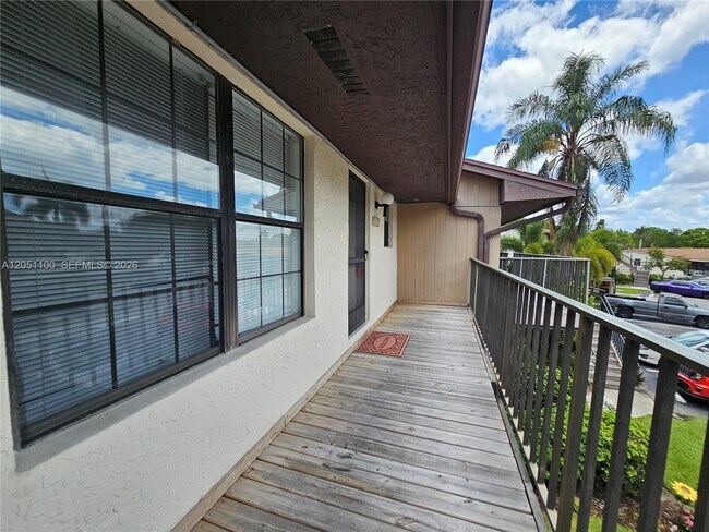 Building Photo - 5361 Treetops Dr