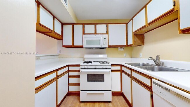Building Photo - 15315 SW 106th Terrace