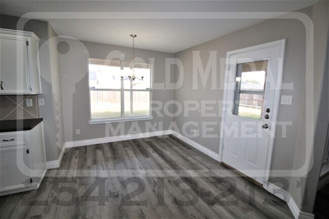 Building Photo - 2513 Jake Dr