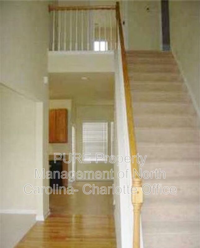 Building Photo - 7227 Tanners Creek Dr