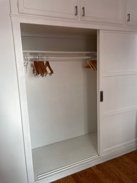 Bedroom 1 Closet - 2707 W 146th St