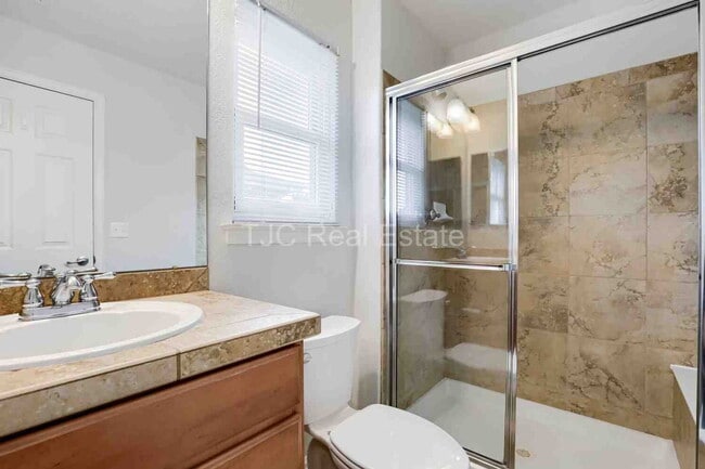 Building Photo - 3427 Florence Way