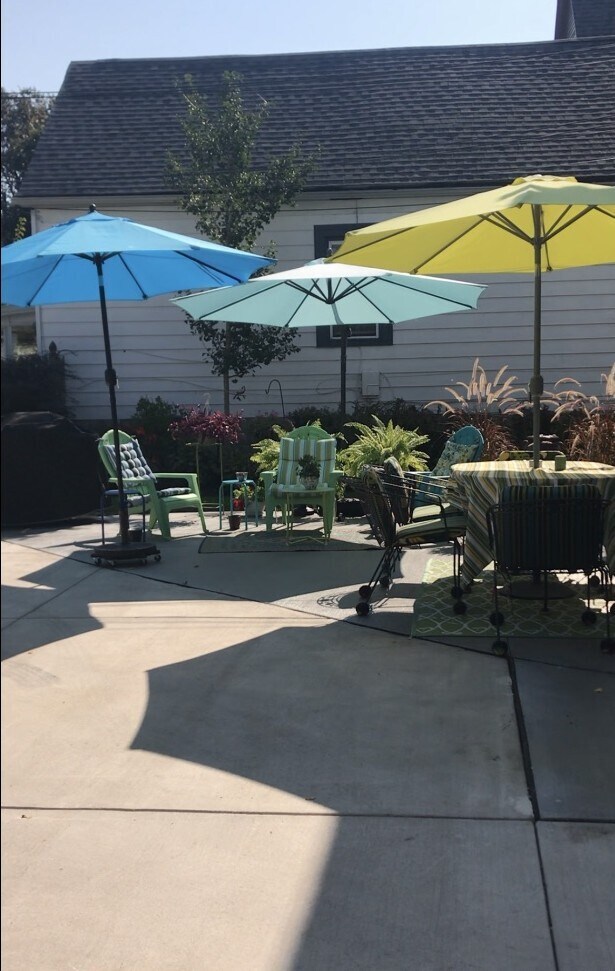 Building Photo - 763 Columbus Pky