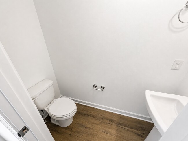 Building Photo - Modern Blacksburg Townhome with Garage, Balcony, Internet & Water Included with the Rent