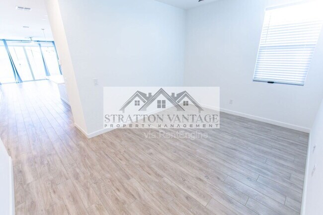 Building Photo - 13413 W Tether Trail