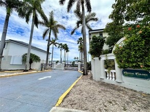 Building Photo - 120 SW 109th Ave