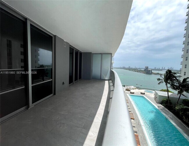 Building Photo - 488 NE 18th St