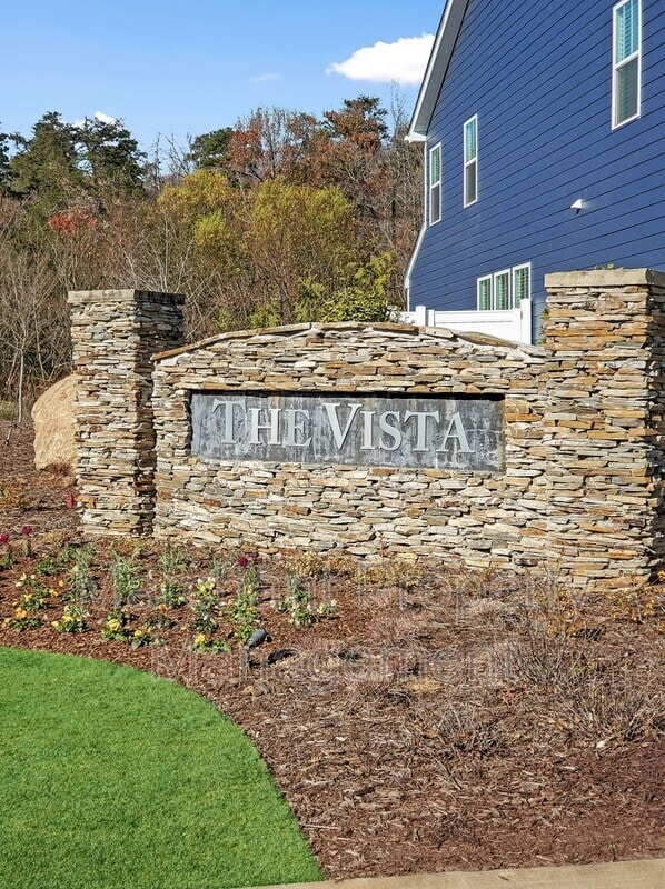 Building Photo - 63 Meteora Way