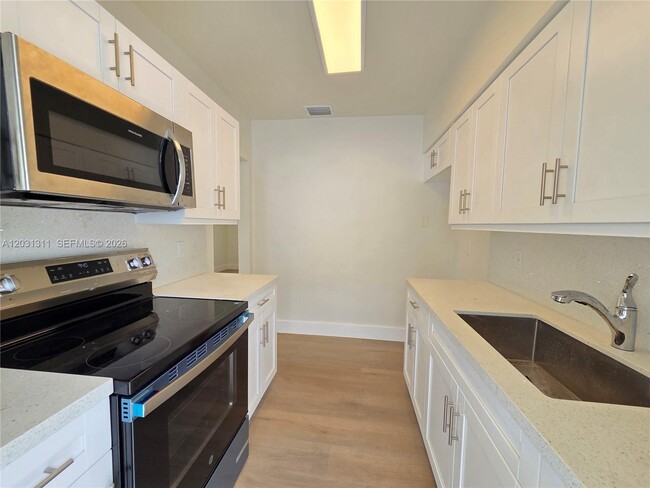 Building Photo - 240 NW 51st Ave