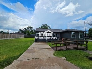 Building Photo - 8311 Vera Lou St