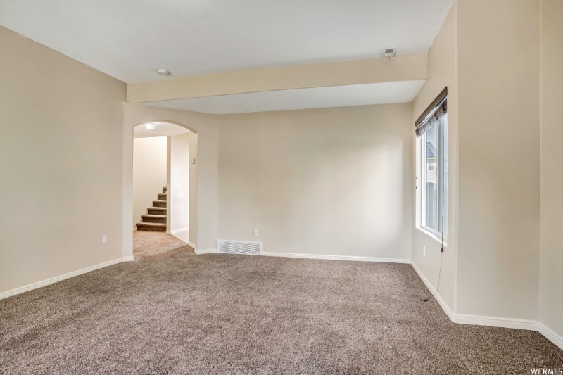 Building Photo - 273 Interlochen Ln