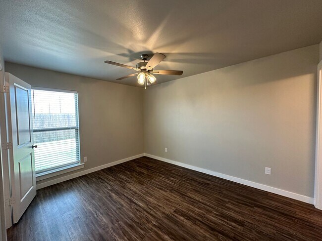 Building Photo - Pre-leasing for June: Frenship ISD!