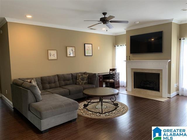 Building Photo - 277 Creekside Ln