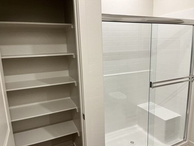 Storage in Master Bathroom - 4743 Athena Dr