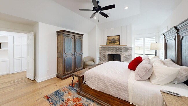 Building Photo - 5110 TX-OSR