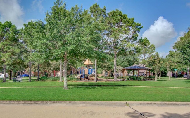Building Photo - 5015 Crystal Wind Ln