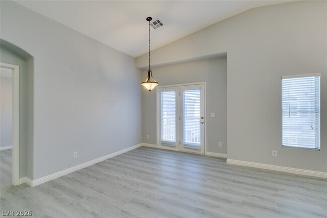 Building Photo - 6568 Strolling Plains Ln