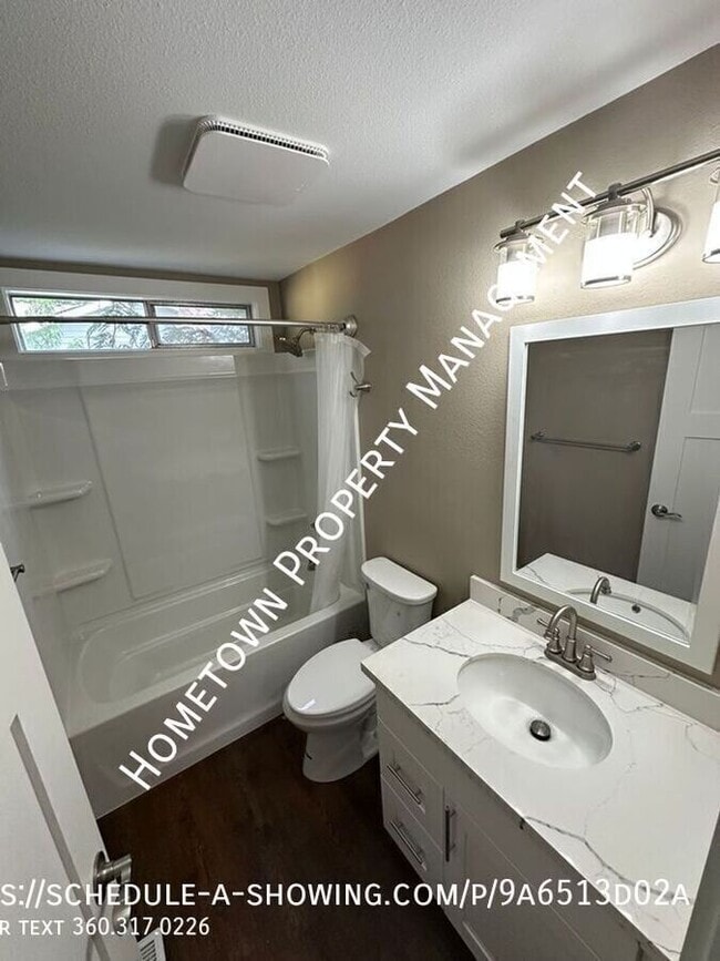 Building Photo - 2809 Timber Ct SE