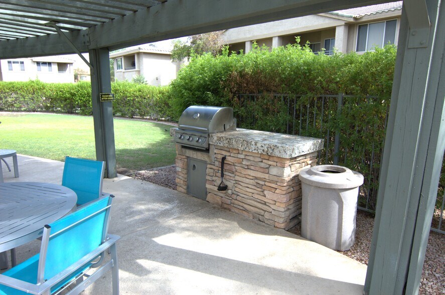 BBQ BY THE POOL - 16013 S Desert Foothills Pky