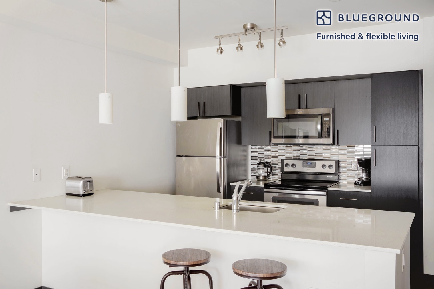 Building Photo - 15511 NE 22 Pl