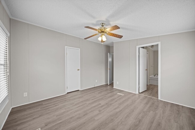 Building Photo - Charming 4-Bedroom Home on Spacious 2.64-Acre Lot in Graham, NC