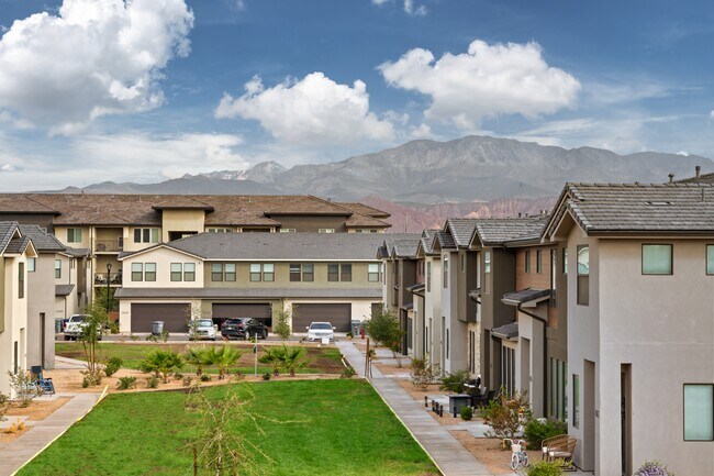 Building Photo - 2674 Rain Tree St