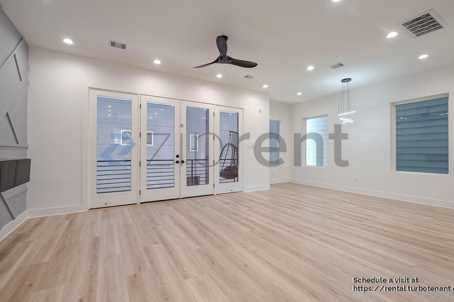 Building Photo - 2852 Cline St