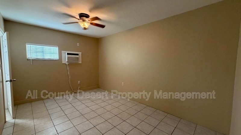 Building Photo - 43714 Aztec St