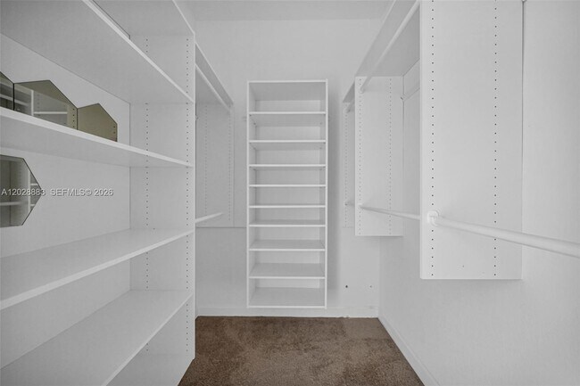 Building Photo - 1130 SW 6th Ct