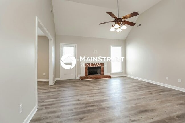 Building Photo - 3 Bedroom Pet-Friendly Home in Thompson's ...