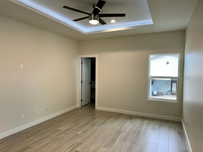 Building Photo - 7511 Cresta Bella St