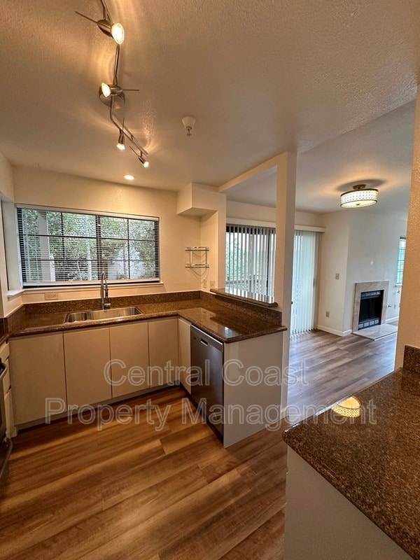 Building Photo - 311 Quail Run Ct