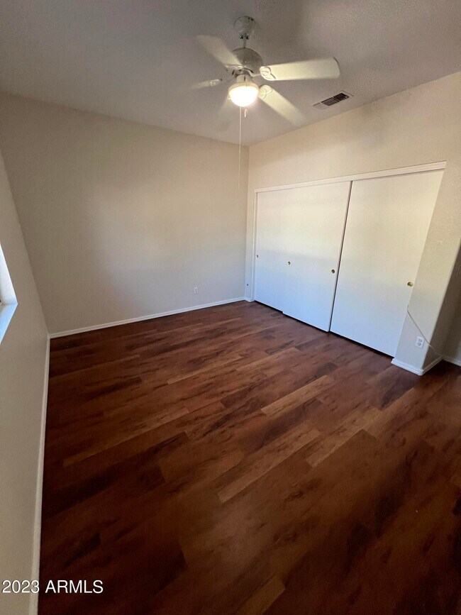 Building Photo - 1561 E Stanford Ave