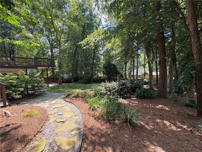 Building Photo - 11820 Highland Colony Dr