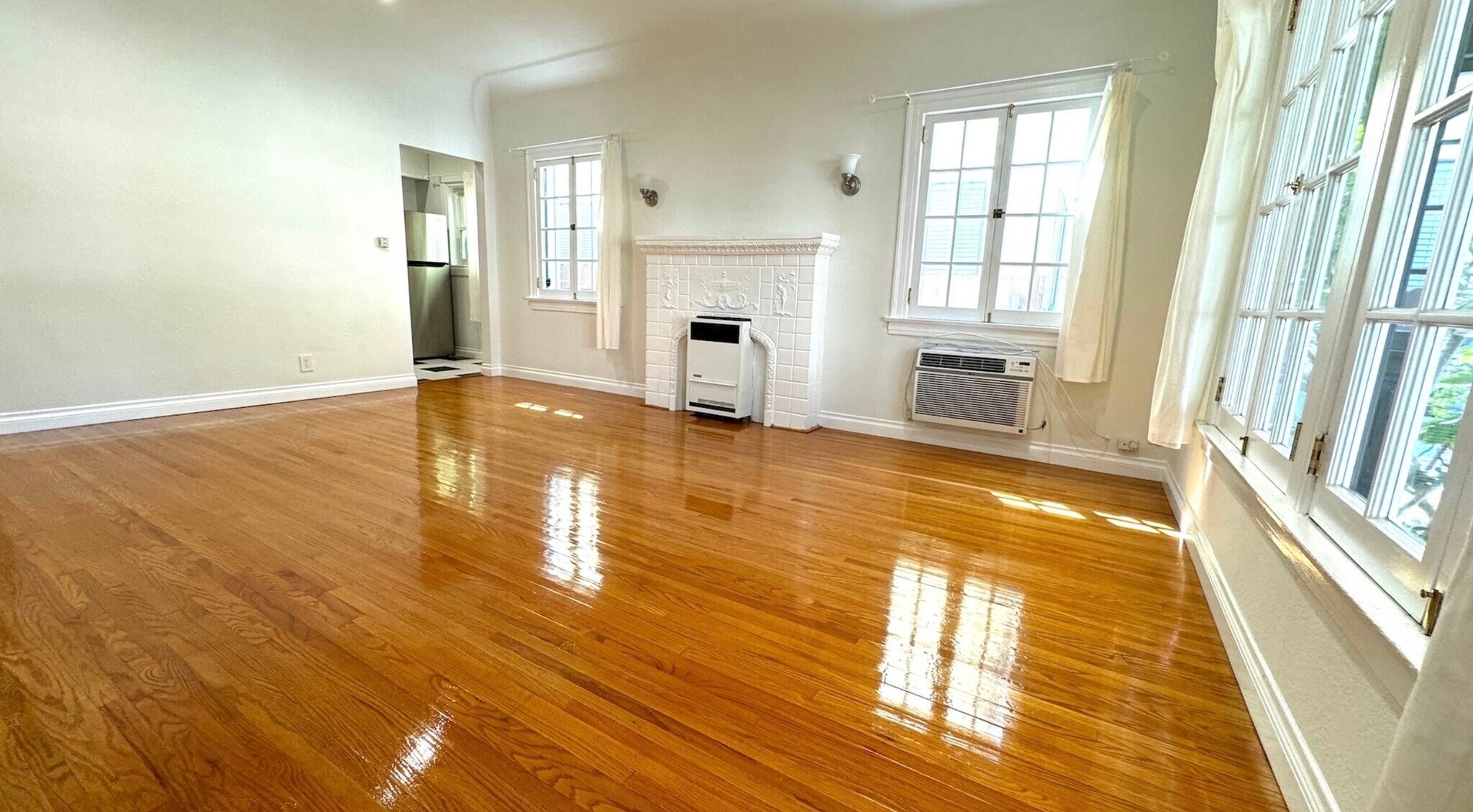 Building Photo - 422 N Spaulding Ave