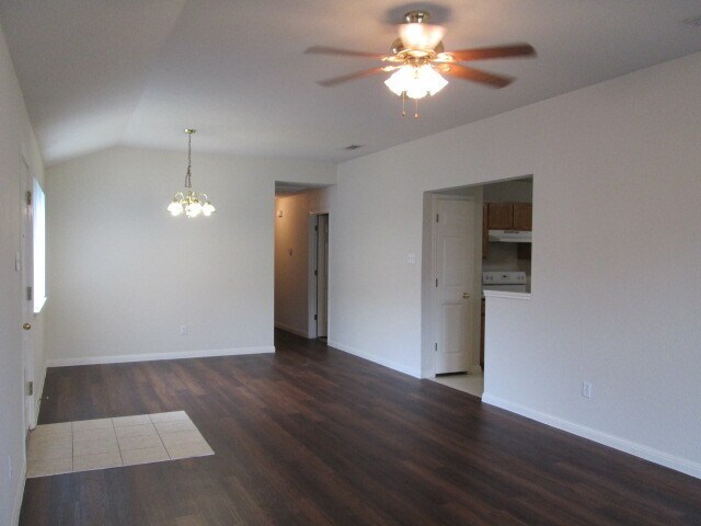 Building Photo - 8713 Talyne Chaise Cir