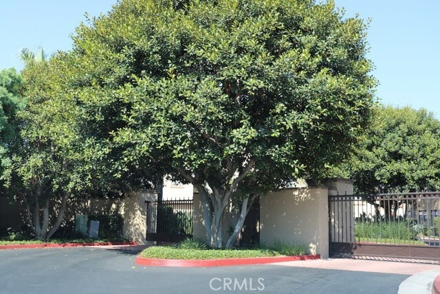 Building Photo - 255 E Santa Fe Ct