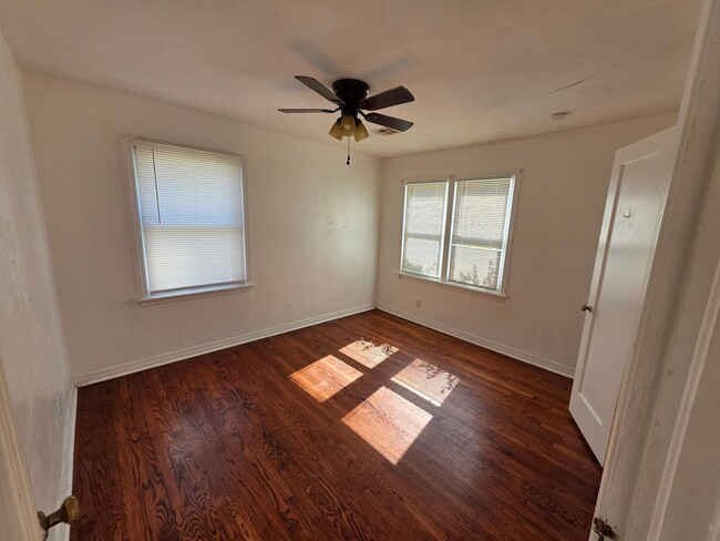 Building Photo - FOR RENT – 3 Bed / 1.5 Bath Home – $1,500/mo