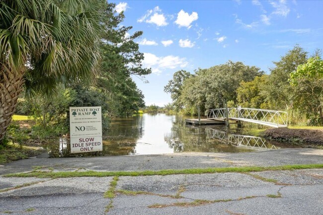 Building Photo - Well-Maintained Ranch Home in Southside Savannah For Lease