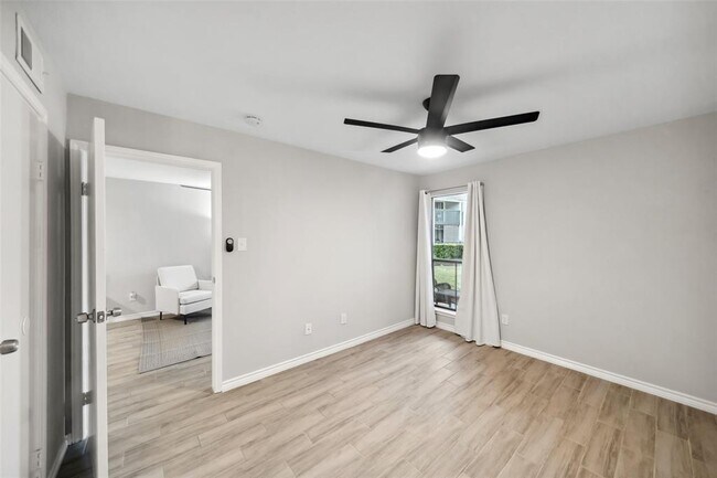 Building Photo - 13151 Walden Rd