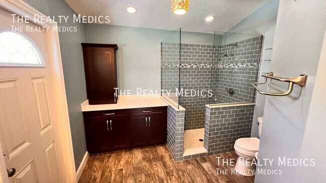 Building Photo - 7344 Grotto Ave