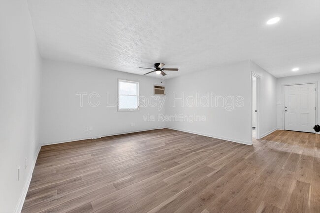 Building Photo - 127 Haymond Hwy