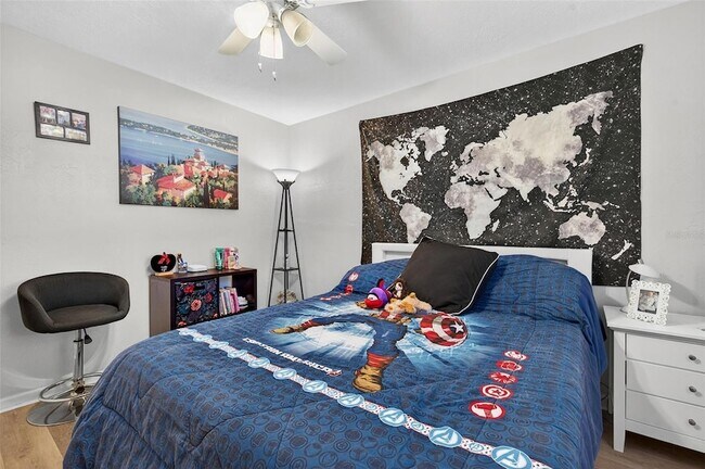 Building Photo - 11761 80th Ave