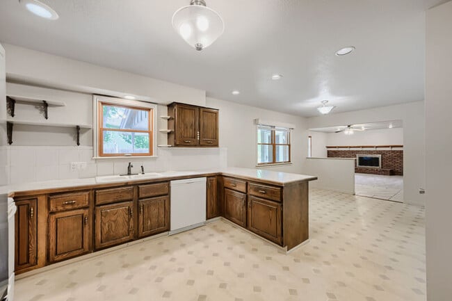 Building Photo - 2821 Serendipity Cir E