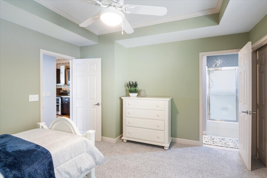 Building Photo - 248 E Palisades Condo Dr