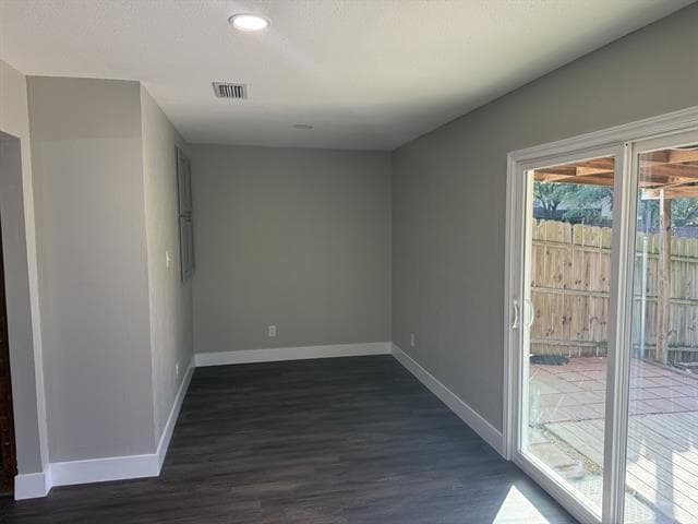 Building Photo - 133 S Heartz Rd