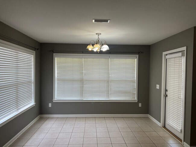 Building Photo - 36 County Rd 740