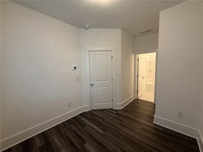 Building Photo - 1531 Layton Ln NW