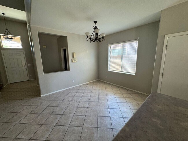 Building Photo - 4 Bedroom - 2.5 Bath - 2310 Sq Ft